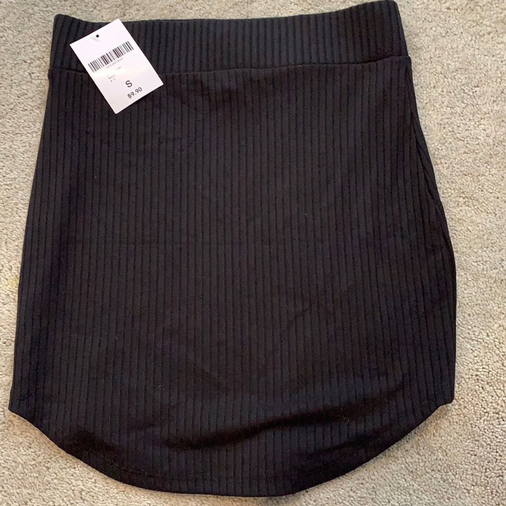 ribbed mini skirt 😍